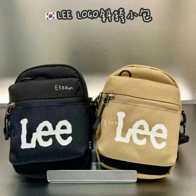 【代购】LEE LOGO斜挎小包