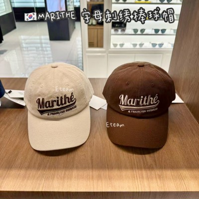 【代购】MARITHE 字母刺绣棒球帽